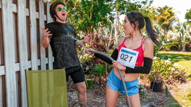 Exquisite Maya Bijou's latina video