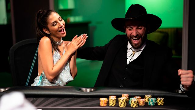 Looking-good Gianna Dior at missionary movie