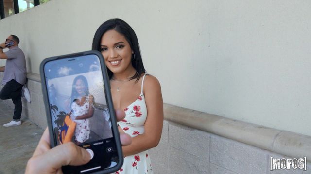 Public Pickups - deep throat smut