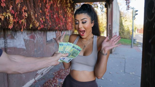 Marina's big pussy xxx