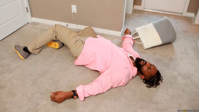 Hypnotic Codi Vore - hardcore video - Brazzers Exxtra