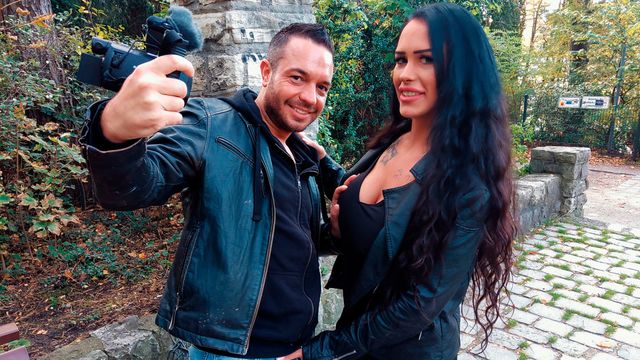 Watch glorious Andy Star's action