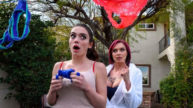 Tattoo sex with cutesy Anna Bell Peaks and Ashly Anderson from Hot And Mean