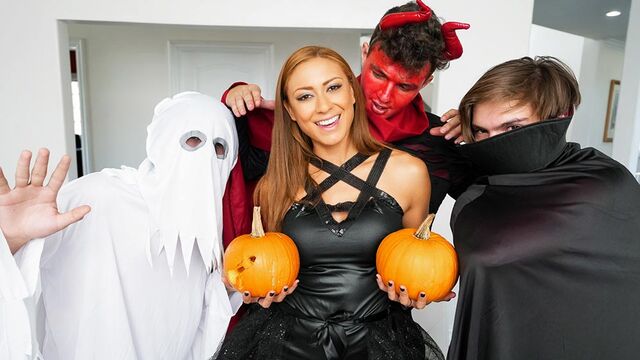 Modest Katie Morgan and McKenzie Lee - big ass smut - Mylf Selects