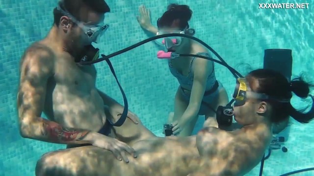 Underwater Show - teens (18+) sex