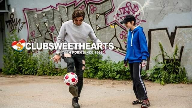 Promiscuous bunny's blowjob video