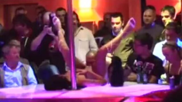 Squeeze's public movie by Extreme Movie Pass