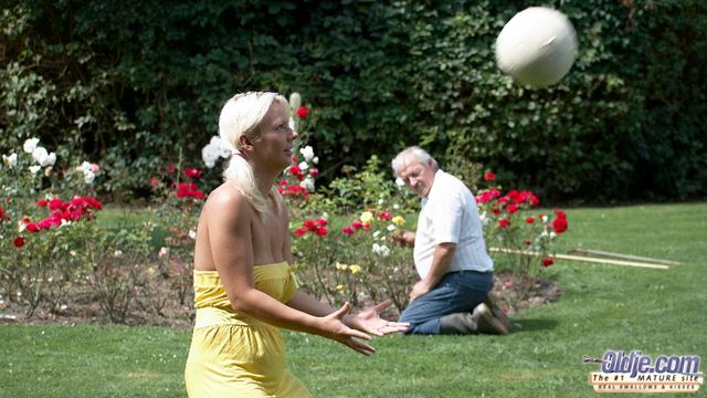 Tyffany and Tina's cowgirl movie by Oldje