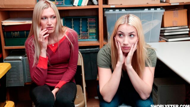 Shoplyfter featuring Sierra Nicole and Filthy Rich's reverse cowgirl sex