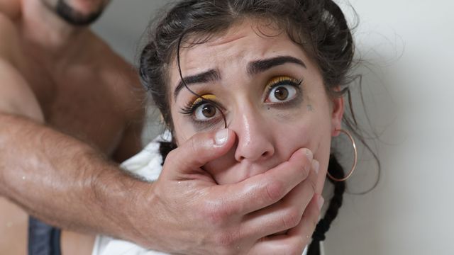 Pleasing Jezebeth - mutual masturbation dirt - Teen Curves