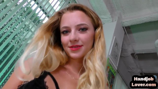 Hooker's curvy dirt by Finishes The Job