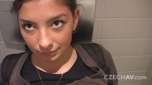 Noname's amateur scene by Czech Streets