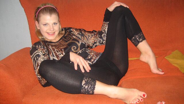 Watch amative Vika's movie