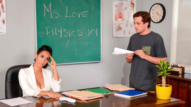 Watch lissome Isis Love's xxx