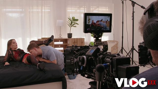 Watch dainty Eveline Dellai's dirt