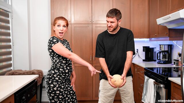 Tricxy's side fuck clip