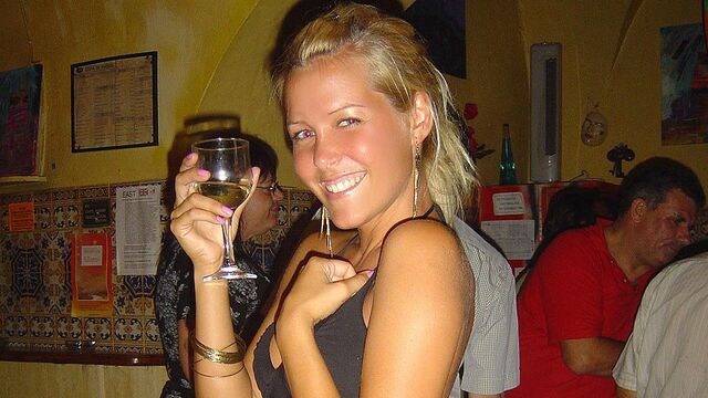 Adroit Sophie Moone at long hair trailer