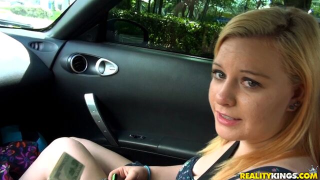 Long legs action with well-proportioned Teal Riely from Street BlowJobs