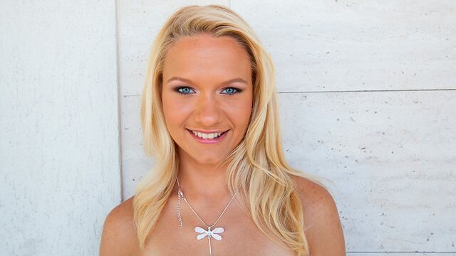 Magnificent Honey Sweet - teen movie - Ass Traffic