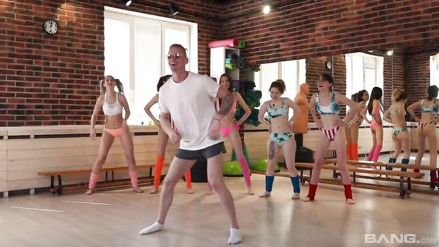 Emilia and Regina's oral smut