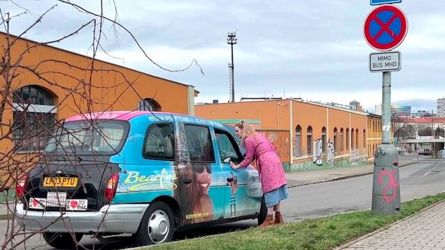 Charlie Forde's oral clip by Sex In Taxi