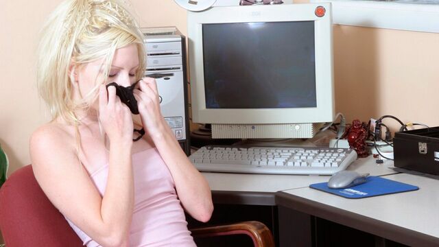 Hazel's short hair scene