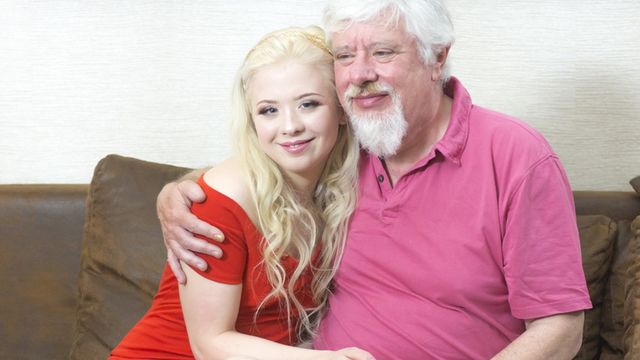 Oldje featuring Anna Ray's blowjob xxx