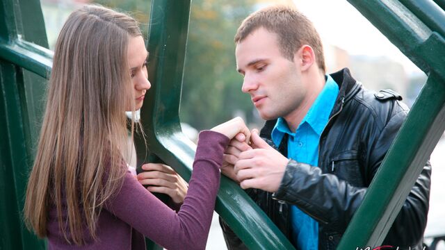 Beauty Noname at natural tits scene